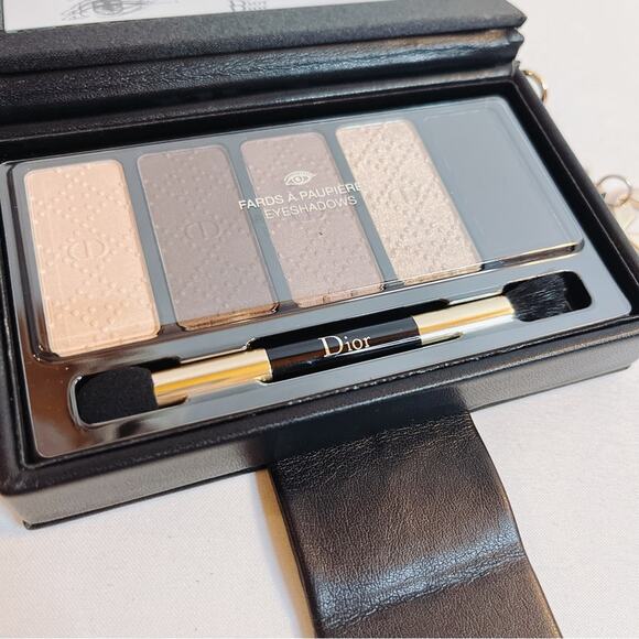DIOR Daring eye shadow pallet with charm leather case - Picture 5 of 7